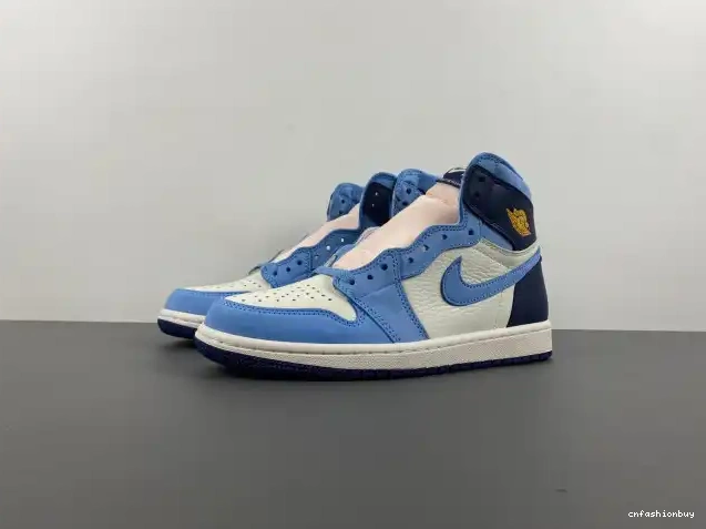 1 Flight WMNS Jordan OG Air First High in FD2596-400 0525
